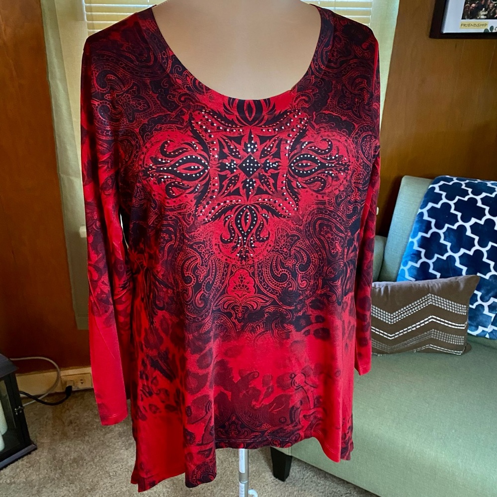 Closet Full Red & Black Tunic With Silver/Red Rhinestones (Size XL)